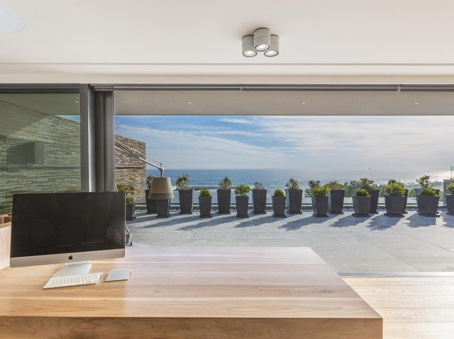 4 Bedroom Property for Sale in Camps Bay Western Cape